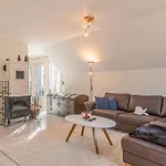 2 Bedroom Lovely In Apartman
