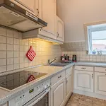 Apartman 2 Bedroom Lovely In *