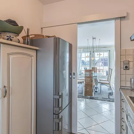 Appartement 2 Bedroom Beautiful In *